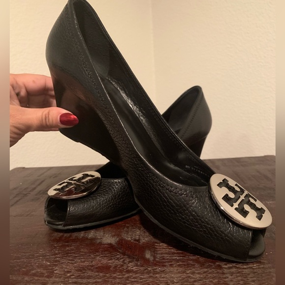 Tory Burch Sally peep toe wedge size 10.5 - Picture 2 of 5